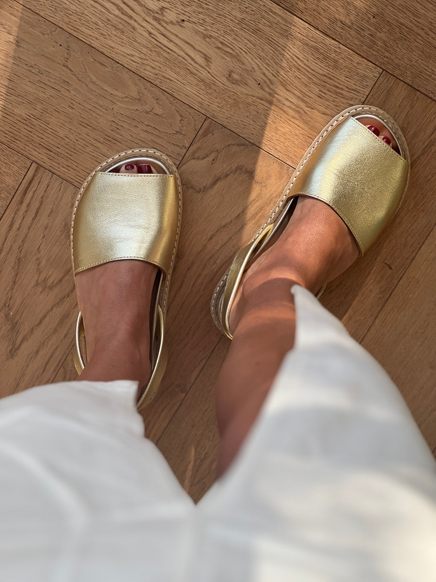 Gold Modern Avarca