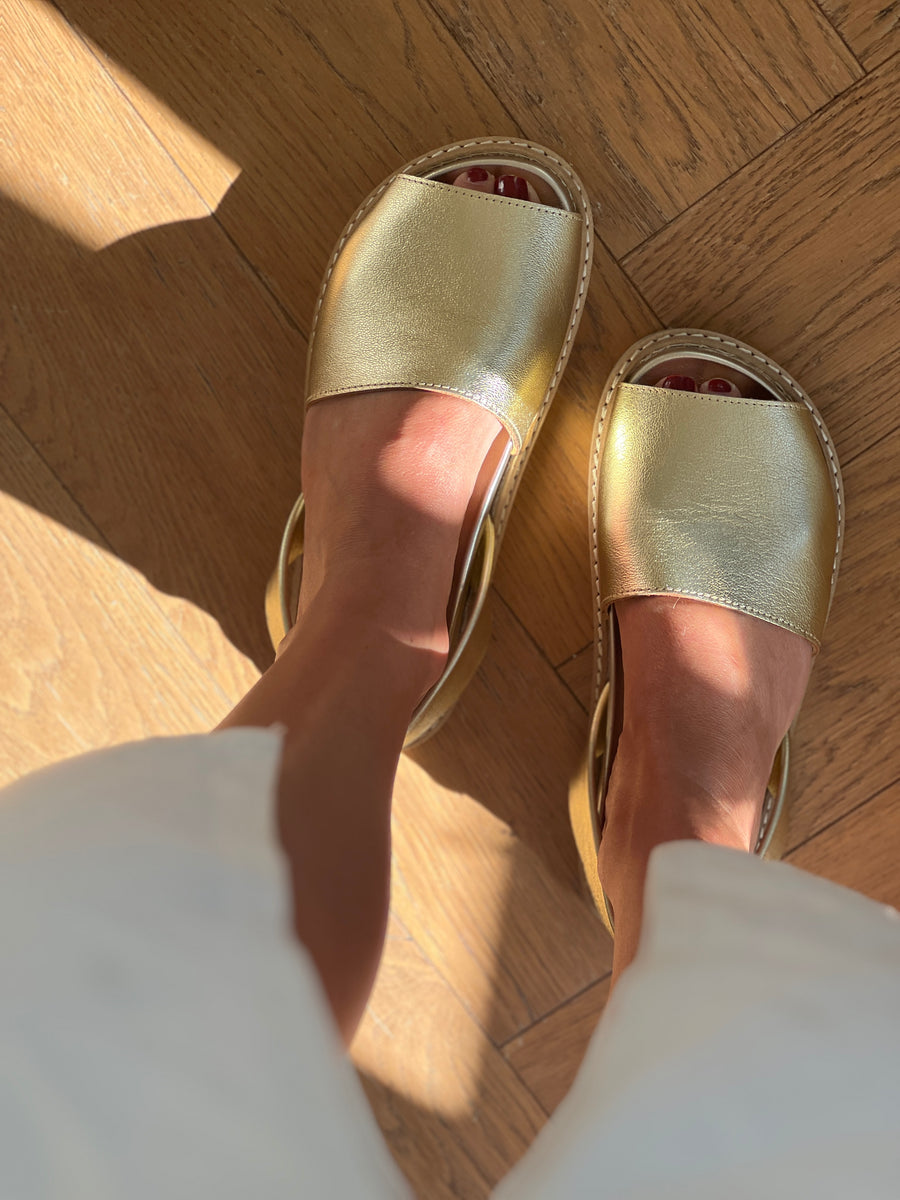 Gold Modern Avarca