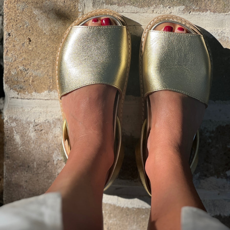 Gold Modern Avarca