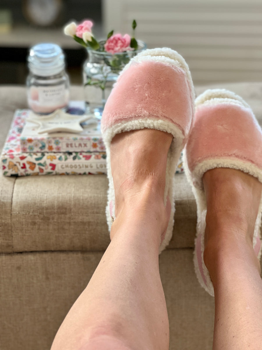 Baby Pink Snugs