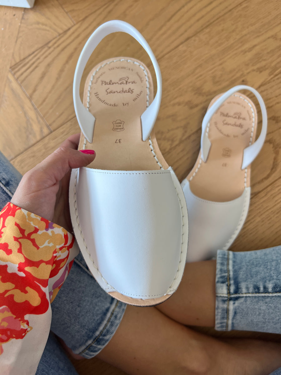 White Leather Avarca