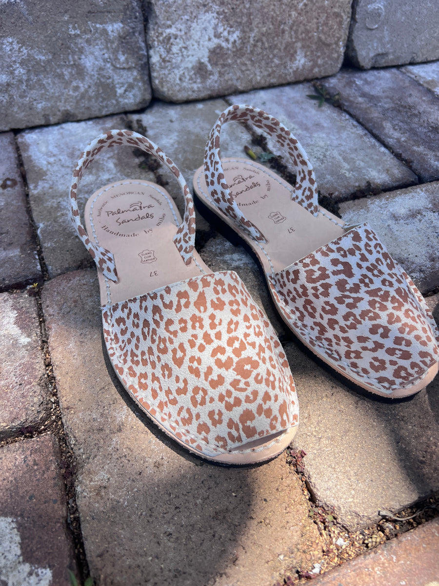 Tan Leopard Avarca