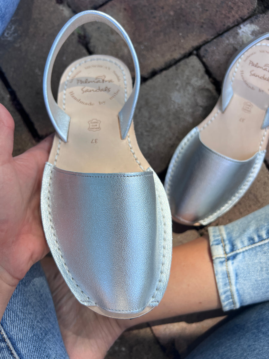 Silver Metallic Avarca