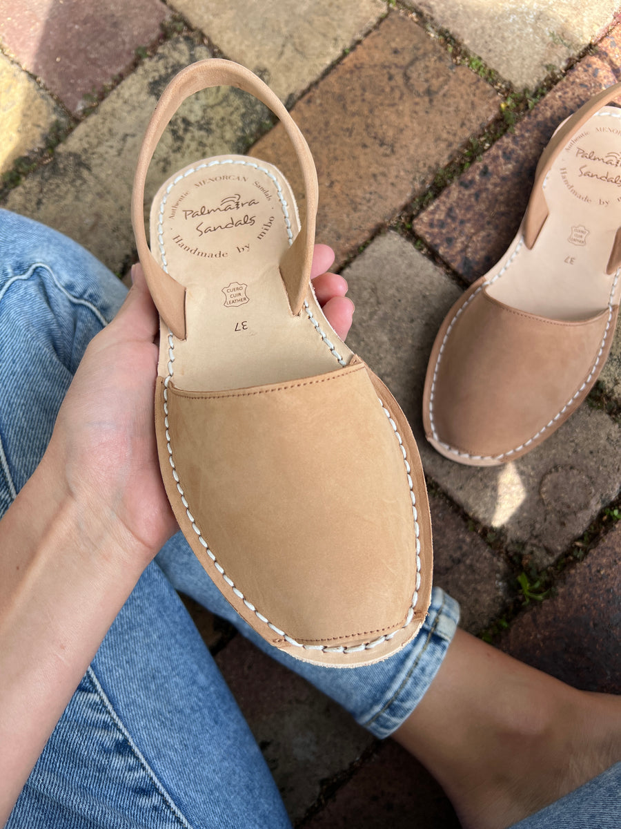 Vega Wooden Platform Tan Leather Sandal – Menina Step USA - Artisanal  Elegance, Born in Spain