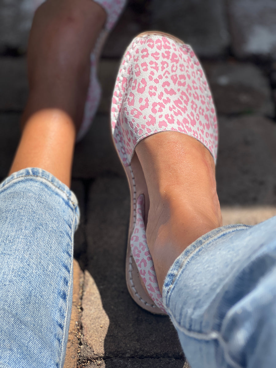Pink Leopard Avarca