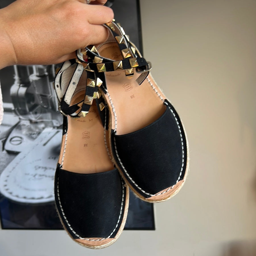 PRELOVED JACKIE