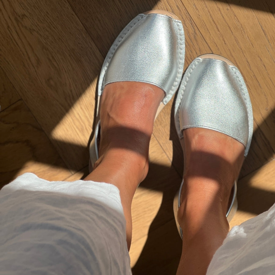 Silver Metallic Avarca